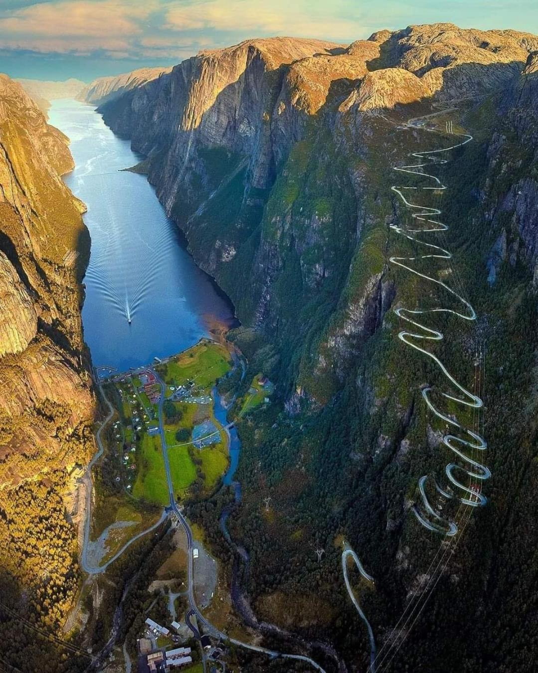 Апартаменти Fjord Road Hjelmeland Екстер'єр фото